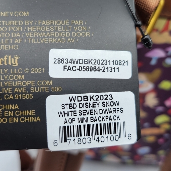 Loungefly Snow White 85th Anniversary AOP Backpack - Picture 6 of 7